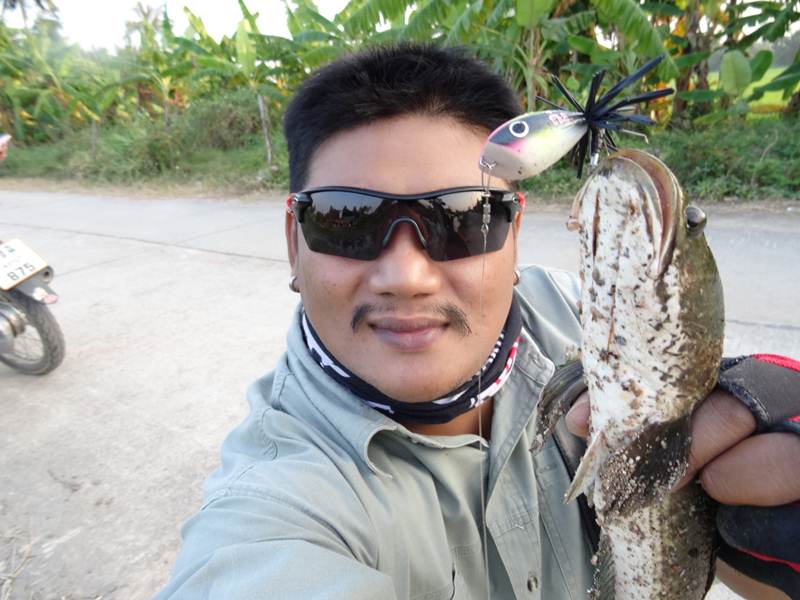 อากาศร้อนๆ ไอ้ช่อนกัดดี