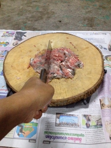 หัดทำปลาเห็ด(ทอดมัน)