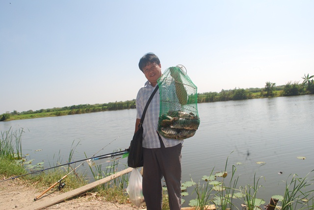 บ่อตกปลาหนุ่มบางวัว (บ่อปลารวม)ที่ 11,12-01-57
