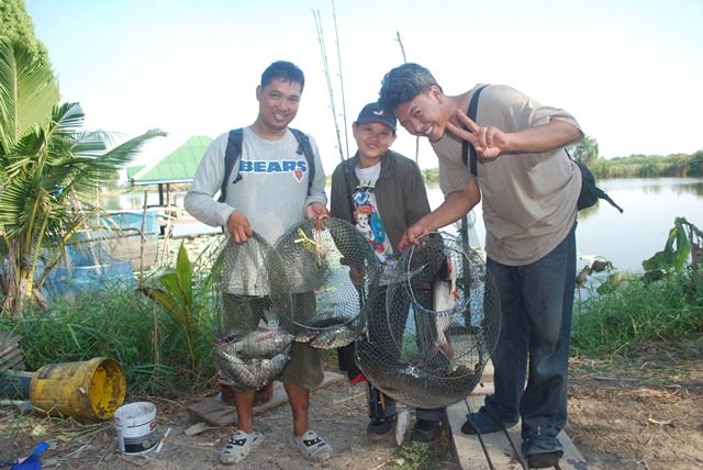 บ่อตกปลาหนุ่มบางวัว (บ่อปลารวม)ที่ 11,12-01-57