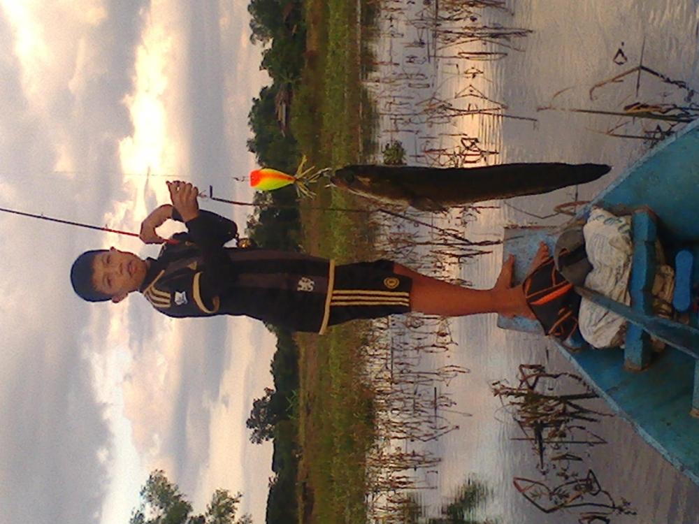 หนีงานไปตีเบ็ด 