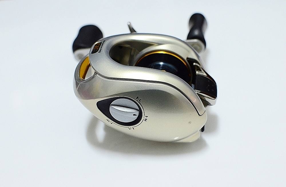 Shimano Mg DC