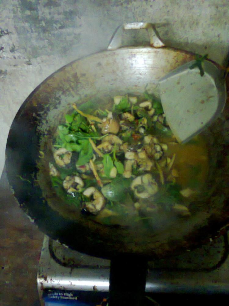 ผัดเผ็ดปลาไหล