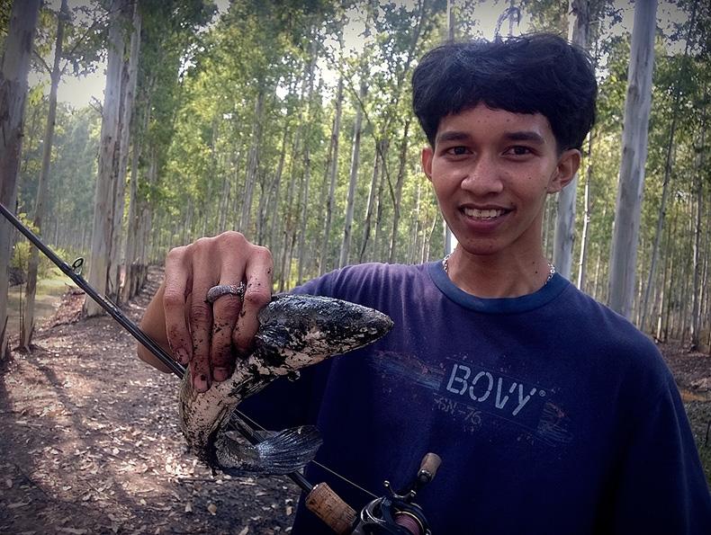 # ช่อนมัน ๆ ตามปะสา.. #