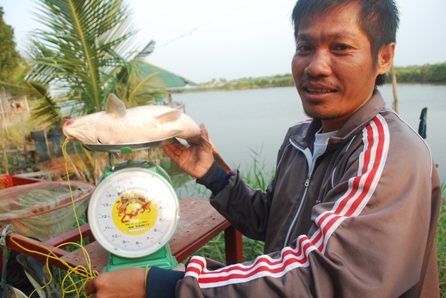 บ่อตกปลาหนุ่มบางวัว (บ่อปลารวม) วันที่ 8 - 03 - 57