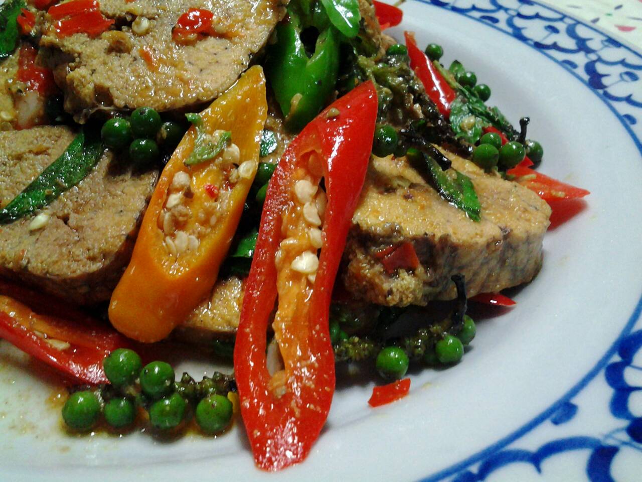 ไข่ปลาผัดขี้เมา