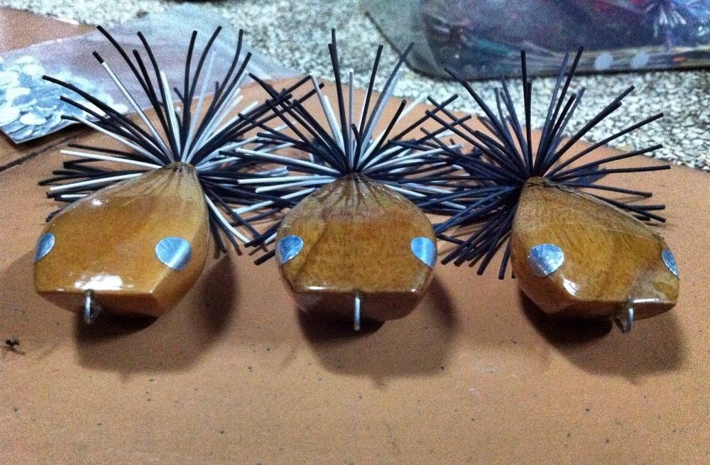 ลายไม้ งาน  ม้าน้ำ พนมไพร