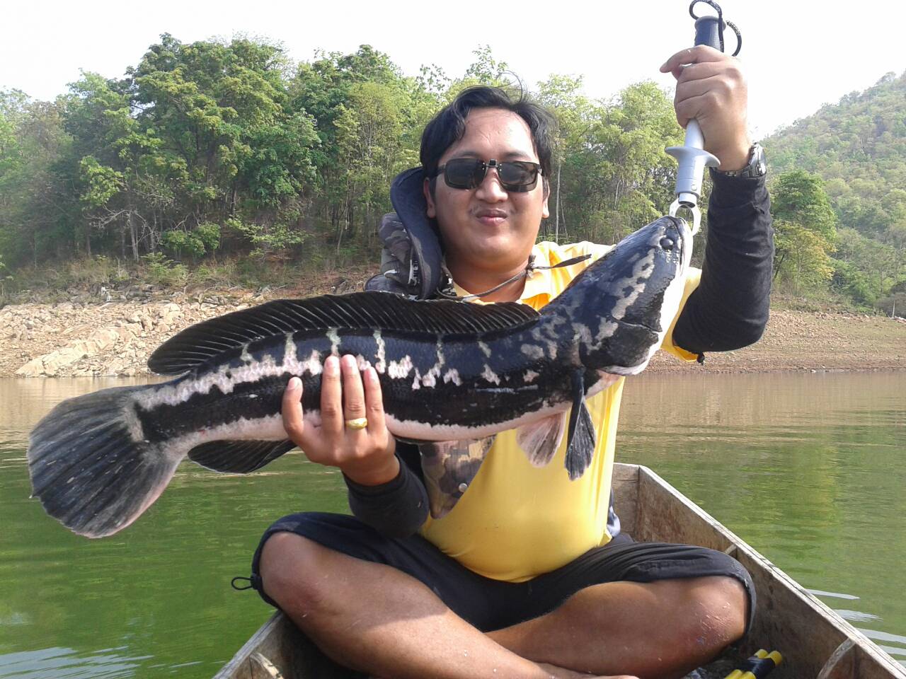 เรือเล็กควรออกจากฝั่ง(กบ_Taliban)