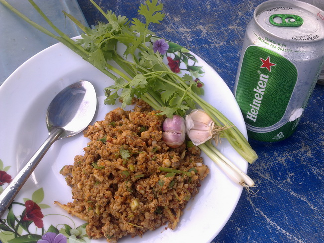 โลกกว้างขึ้นด้วย...มิตรภาพ....