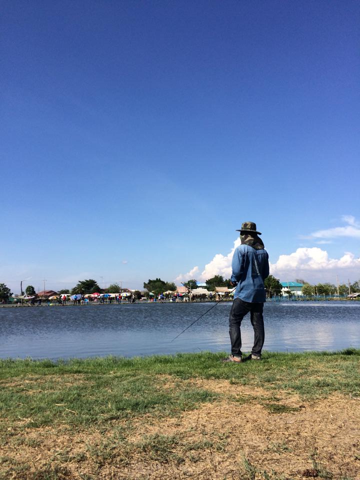 ฟัดกับก๊อตซิลลาที่บ่อหนุ่ม