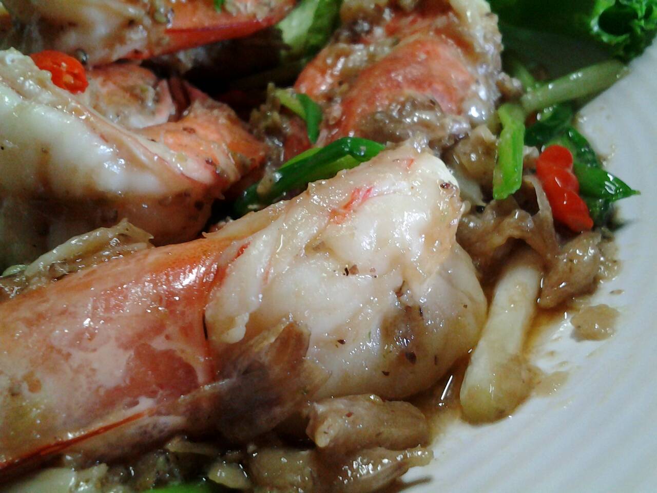 กุ้งผัดกระเทียมพริกไทย