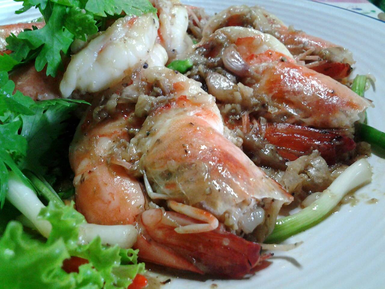 กุ้งผัดกระเทียมพริกไทย