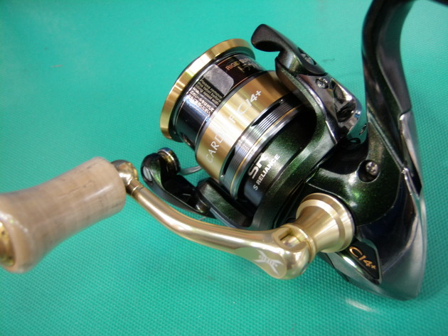 ขอสอบถาม รอก shimano cardiff ci4+ c2000hgs