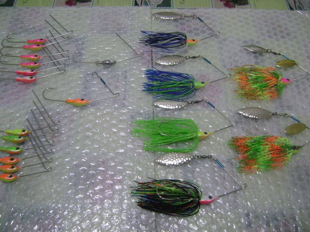 + SpinnerBait 3/8 OZ เบ็ด 4/O +