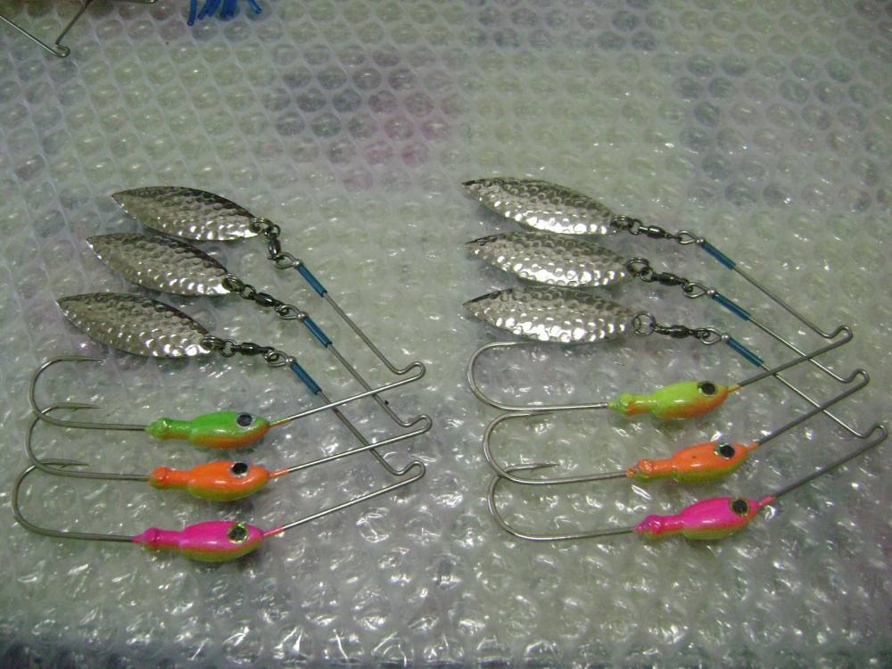 + SpinnerBait 3/8 OZ เบ็ด 4/O +