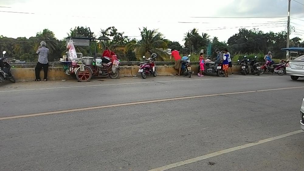 บรรยากาศเปิดประตูน้ำคลองบึงบอระเพ็ด