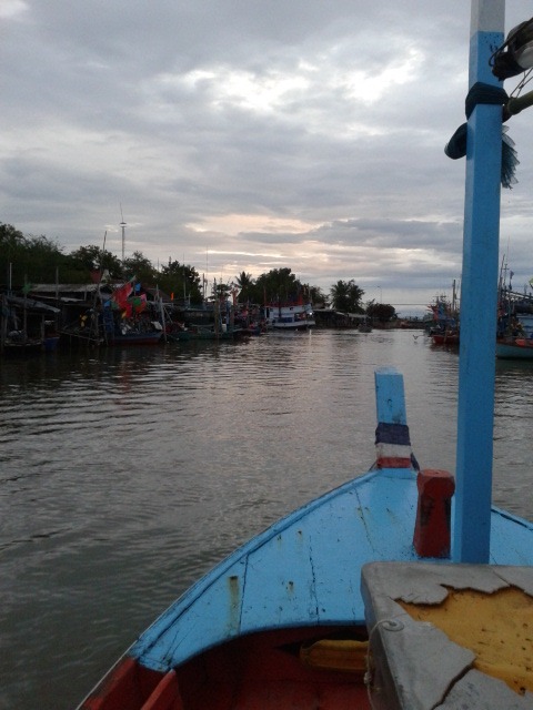 ตกหมึกแหลมผักเบี้ย