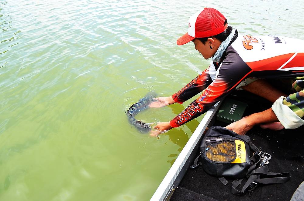 ..... H o l i d a y Fishing Trip แบบ Chill Chill ^^ .....