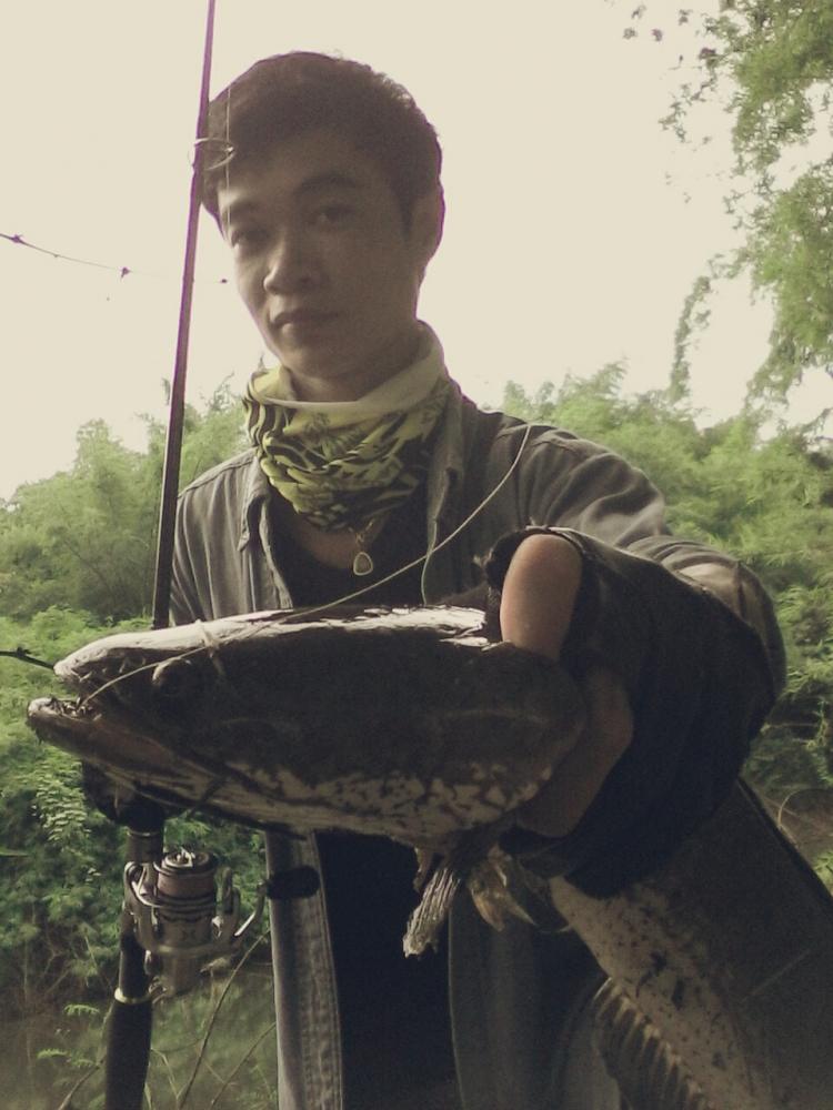 ราพาล่าอร่อย กัดทีลงคอหอย