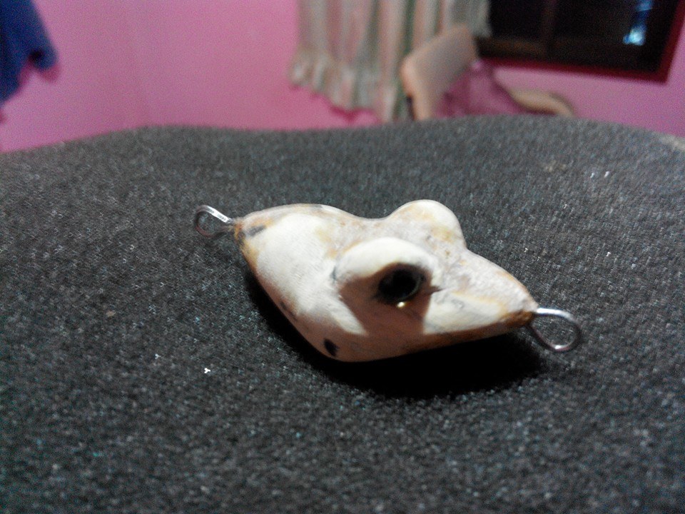 โมกมันเหลามือ 