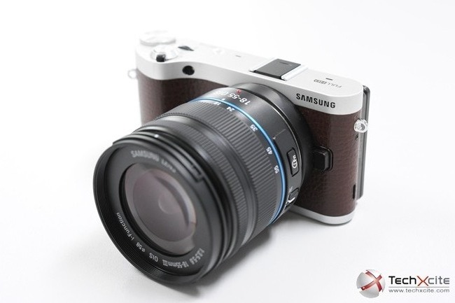 สอบถามเรื่องกล้องsamsungnx300ครับ