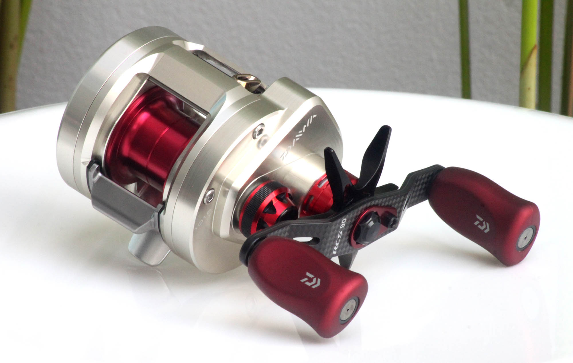 Y>     [แต่งรอก]  Daiwa RYOGA 1016h SV-R  ' 2014      <Y