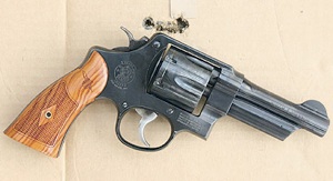 แด่แฟน Smith & Wesson V.2