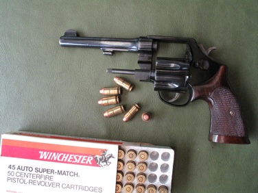 แด่แฟน Smith & Wesson V.2
