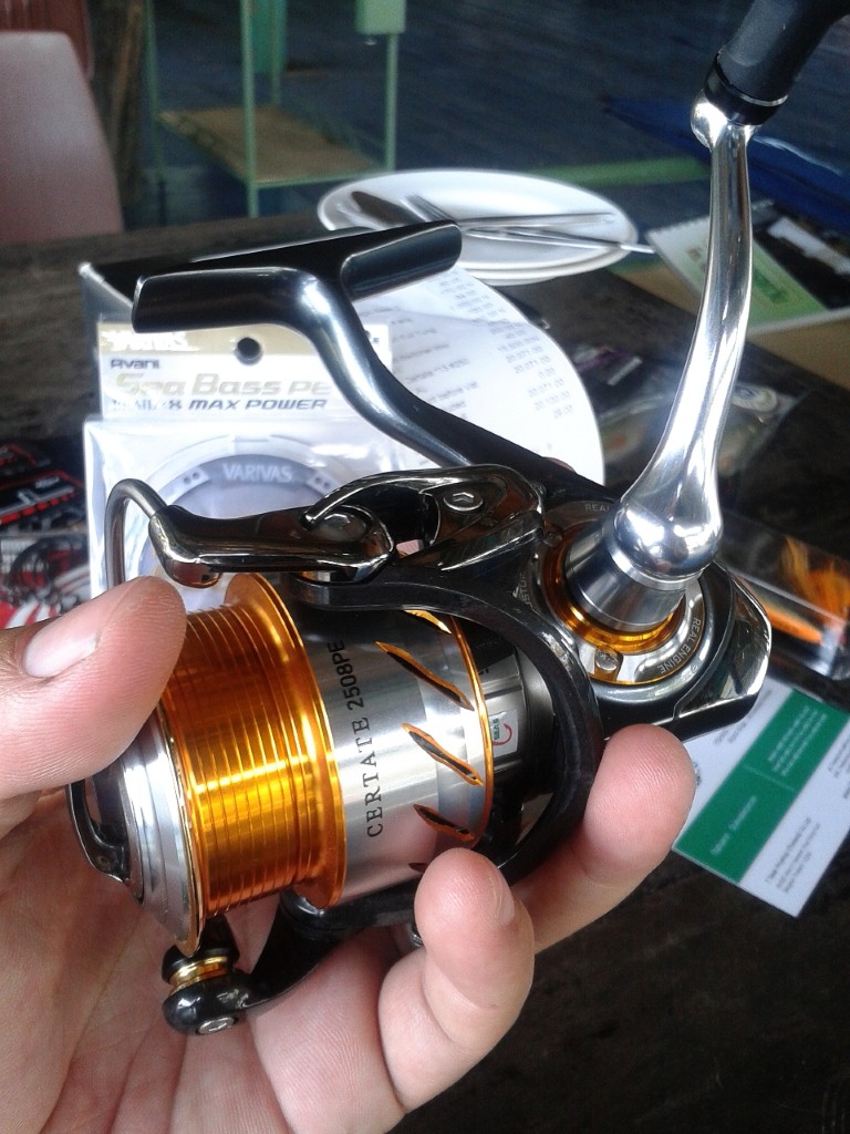 ถามคนใช้รอก Daiwa CERTATE Model 2013