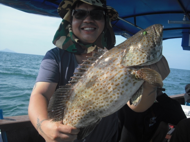 ทริปนี้ที่เกาะค้างคาวระนองครับ