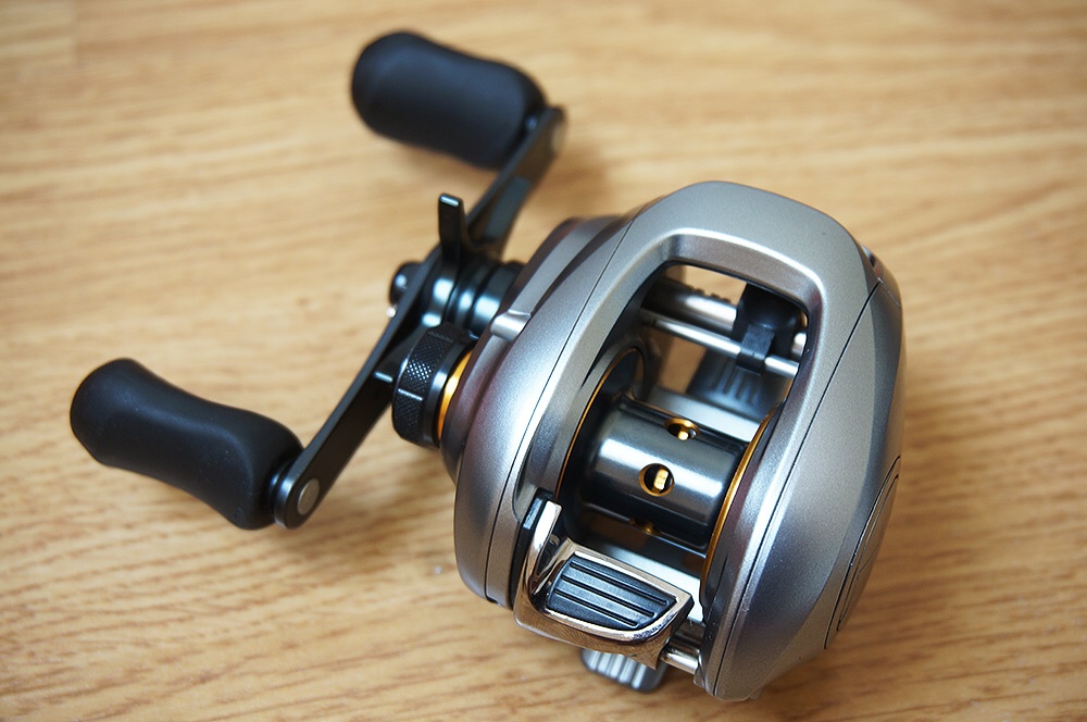 อยากทราบว่า แป้นกดสปูนของ---------- shimano aldebaran mg7 L สามารถใส่กับCurado51