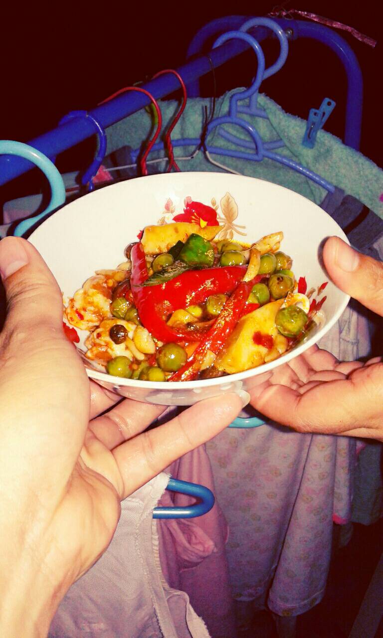 ผัดพริกแกงหมึก กุ้ง