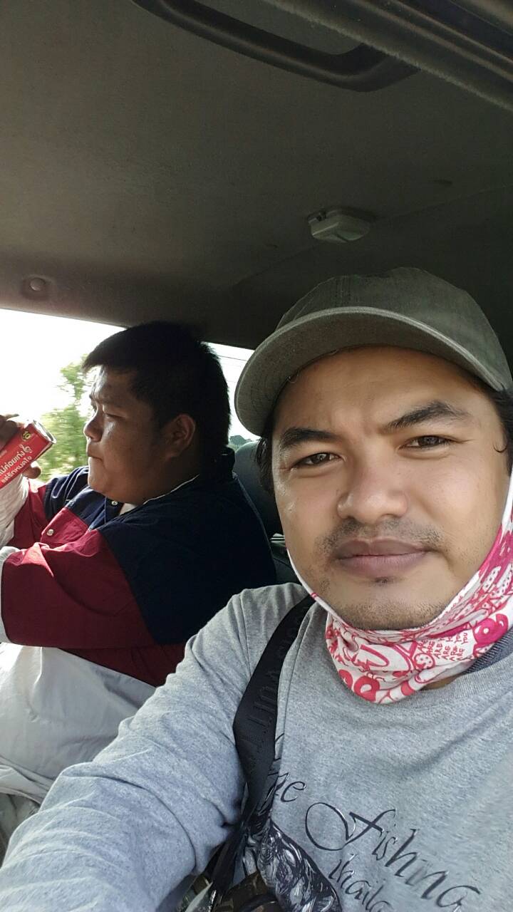 ข้างทางในวันแห้งแล้ง..