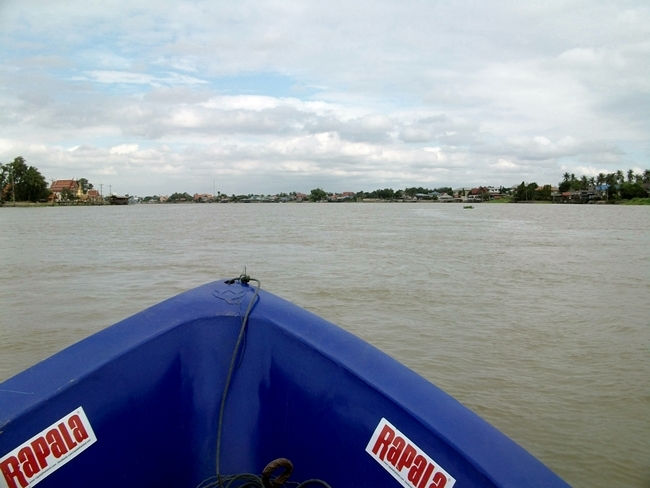 น้องเต๋พาไปลองเรือดีและถูกที่เจ้าพระยา..