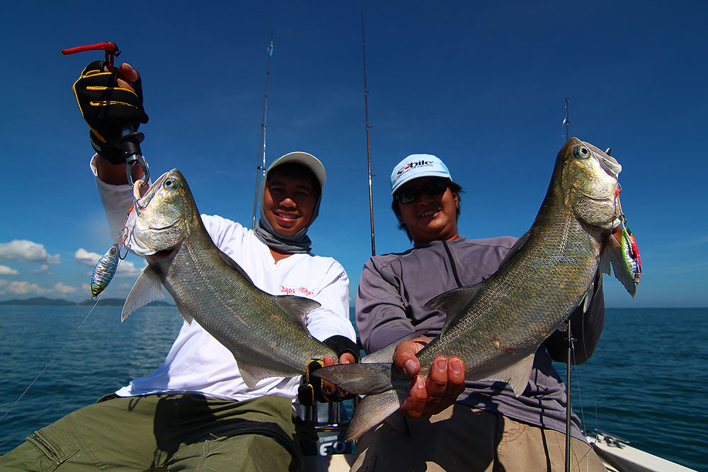 **..หนุกหนานกับ..300ยอด...fishing boat..**