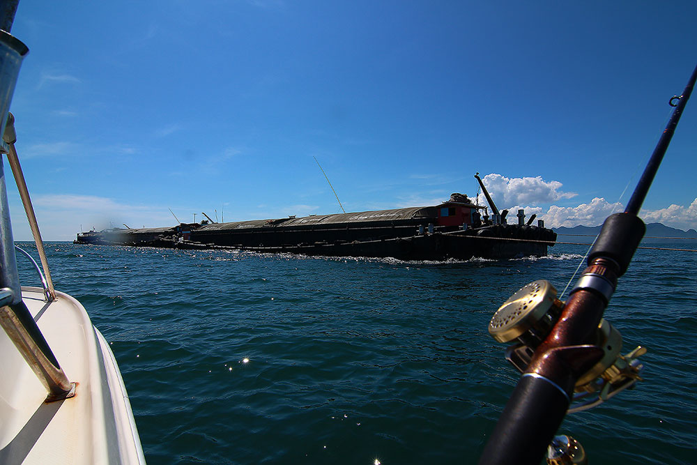 **..หนุกหนานกับ..300ยอด...fishing boat..**