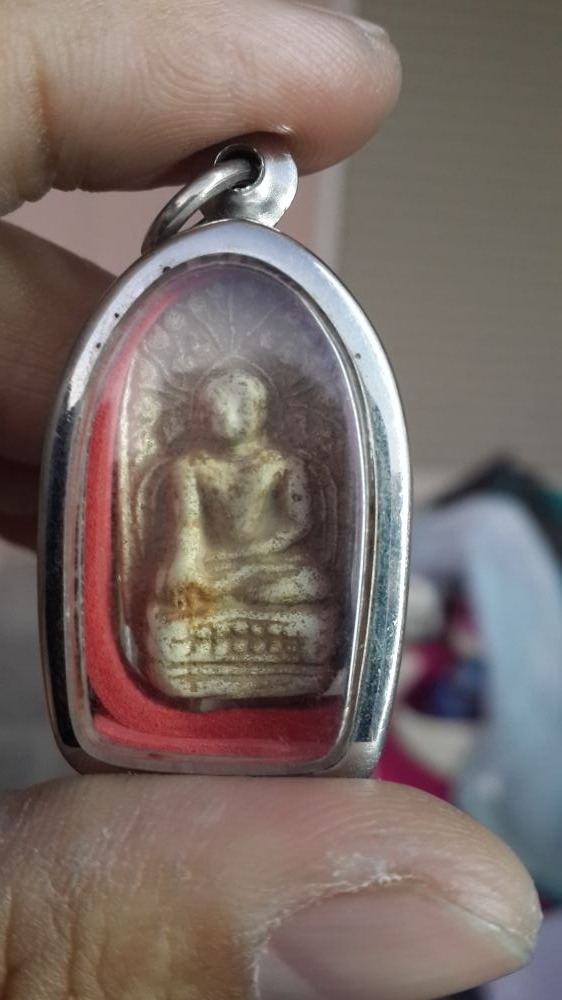 พระคง  ลำพูน   สวยมั้ยครับ