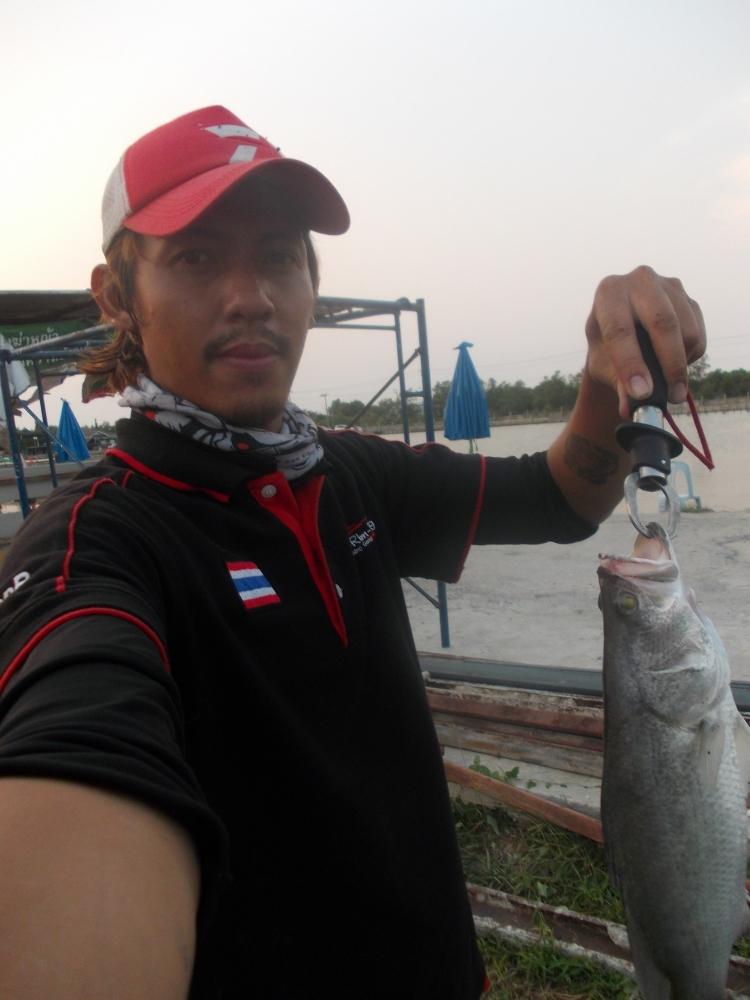 นานๆที ของสมาชิกชาว เเก๊งค์ Kon - Rim - Thang Fishing Gang ที่บ่อ VIP 