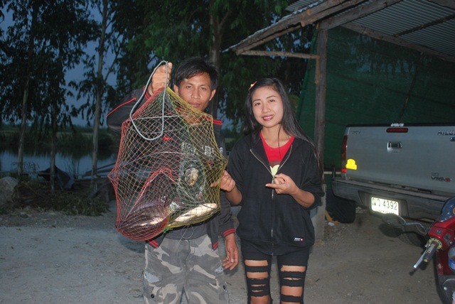 บ่อตกปลาหนุ่มบางวัว (บ่อปลารวม) วันที่ 21,22-03-58