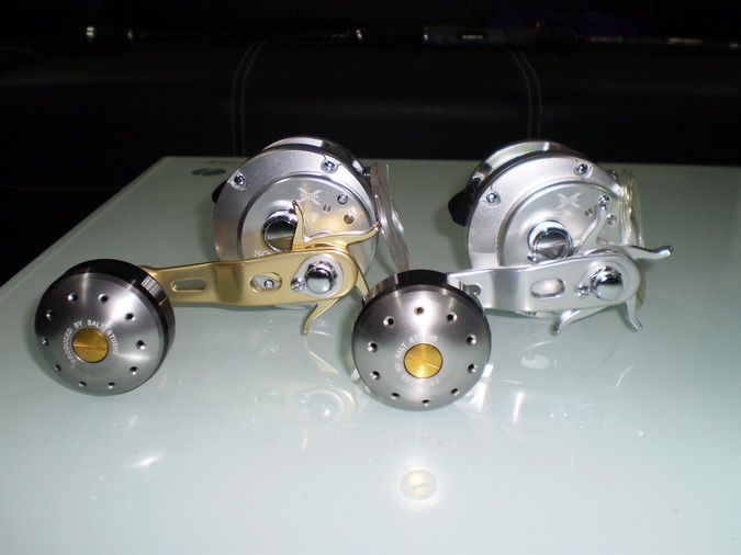 ((( shimano CALCUTA 300 HG ..... shimano OCEA 800 F ))) มันต่างกันอย่างไรครับ