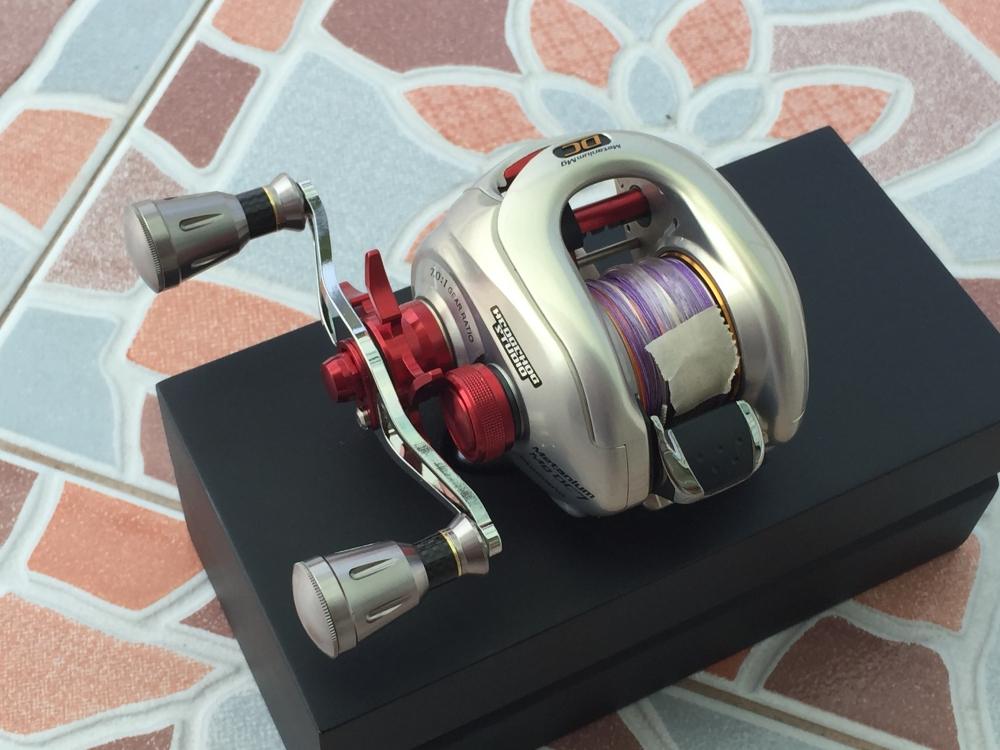 SHIMANO สามตัวมาให้ชมครับ (ถ่ายจากกล้องมือถือครับ)