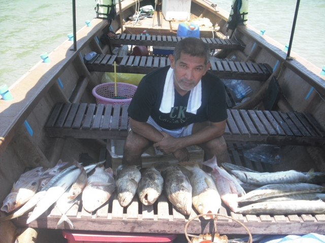 ตกปลาที่หาดบางเบน ระนอง