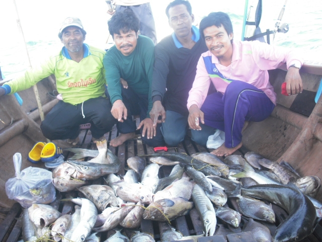 ตกปลาที่หาดบางเบน ระนอง