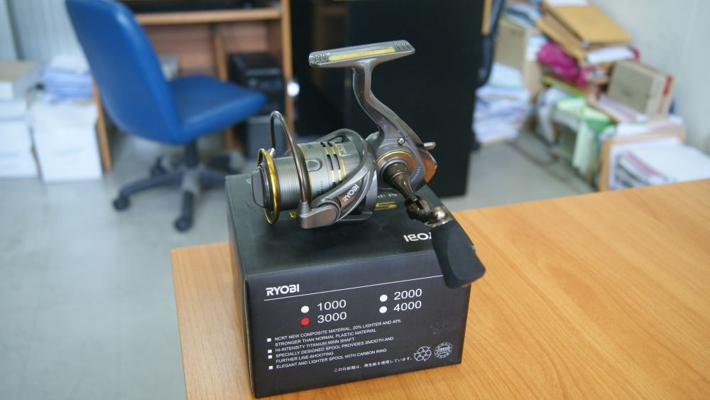 ขอความเห็นผู้ใช้งานรอกตัวนี้อยู่แล้วครับผม Ryobi Slam 3000