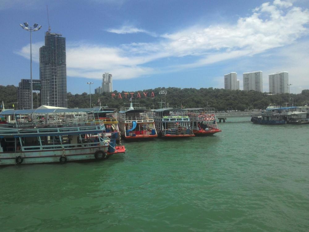 @เกาะล้าน เมื่อใจต้องการทะเล