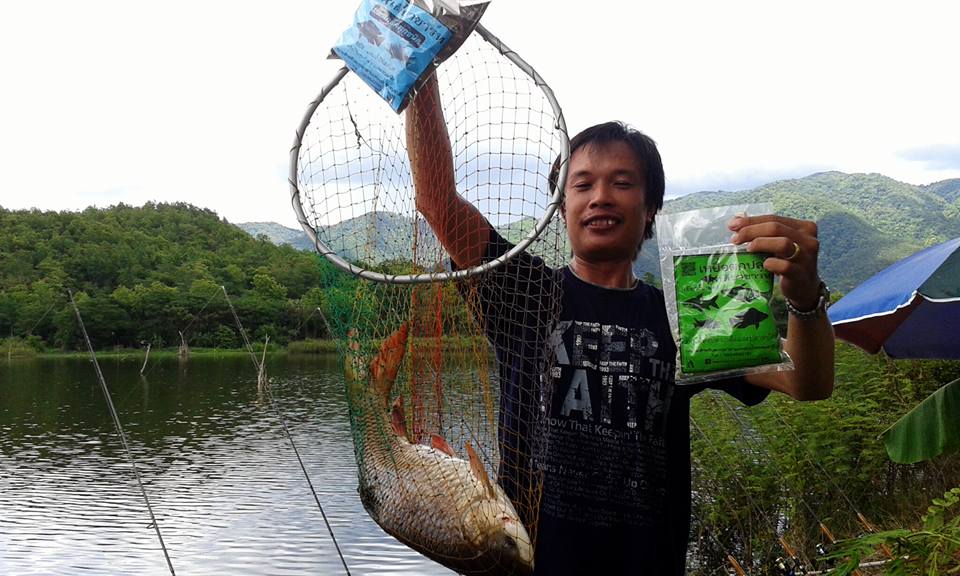 ทีมงานอัดรถถังไซด์ 3 kg. อย่างมันส์ อิอิ  