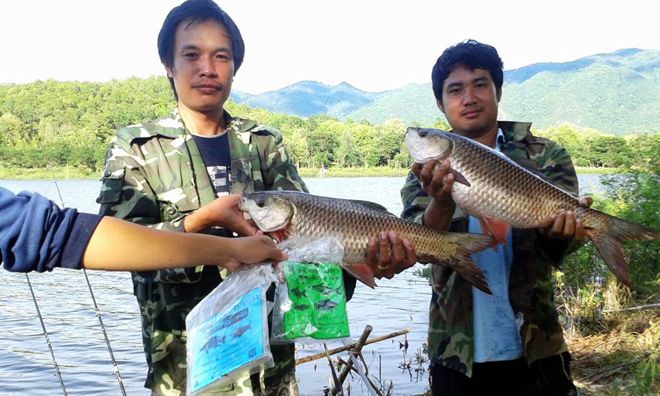 ทีมงานอัดรถถังไซด์ 3 kg. อย่างมันส์ อิอิ  