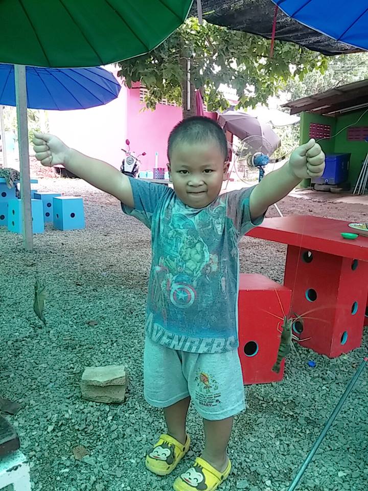 หาเรื่องพาลูกเข้าบ่อตกกุ้ง