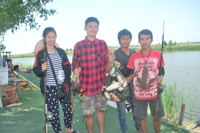 รวมภาพ 1 เดื่อนที่ผ่านมาบ่อตกปลาหนุ่มบางวัว(บ่อปลารวม)ตอน 1