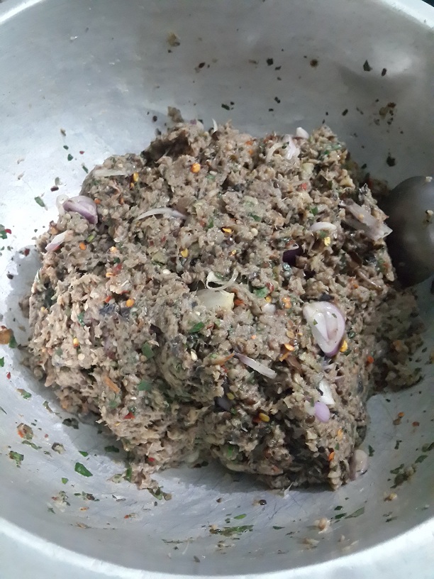 ลาบปลาดุกครับ(ลาบเหนือ)